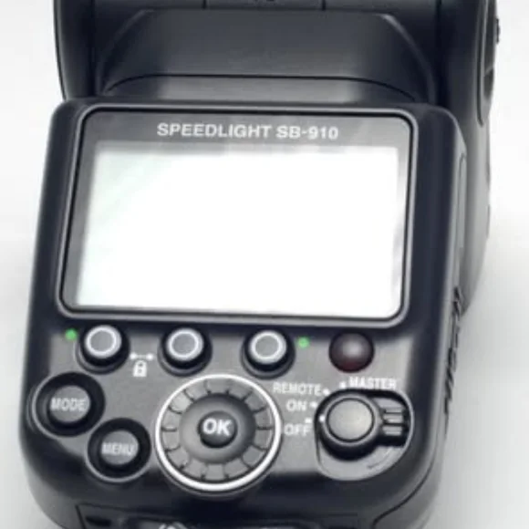 Nikon Black Speedlight Flash - Picture 5 of 5